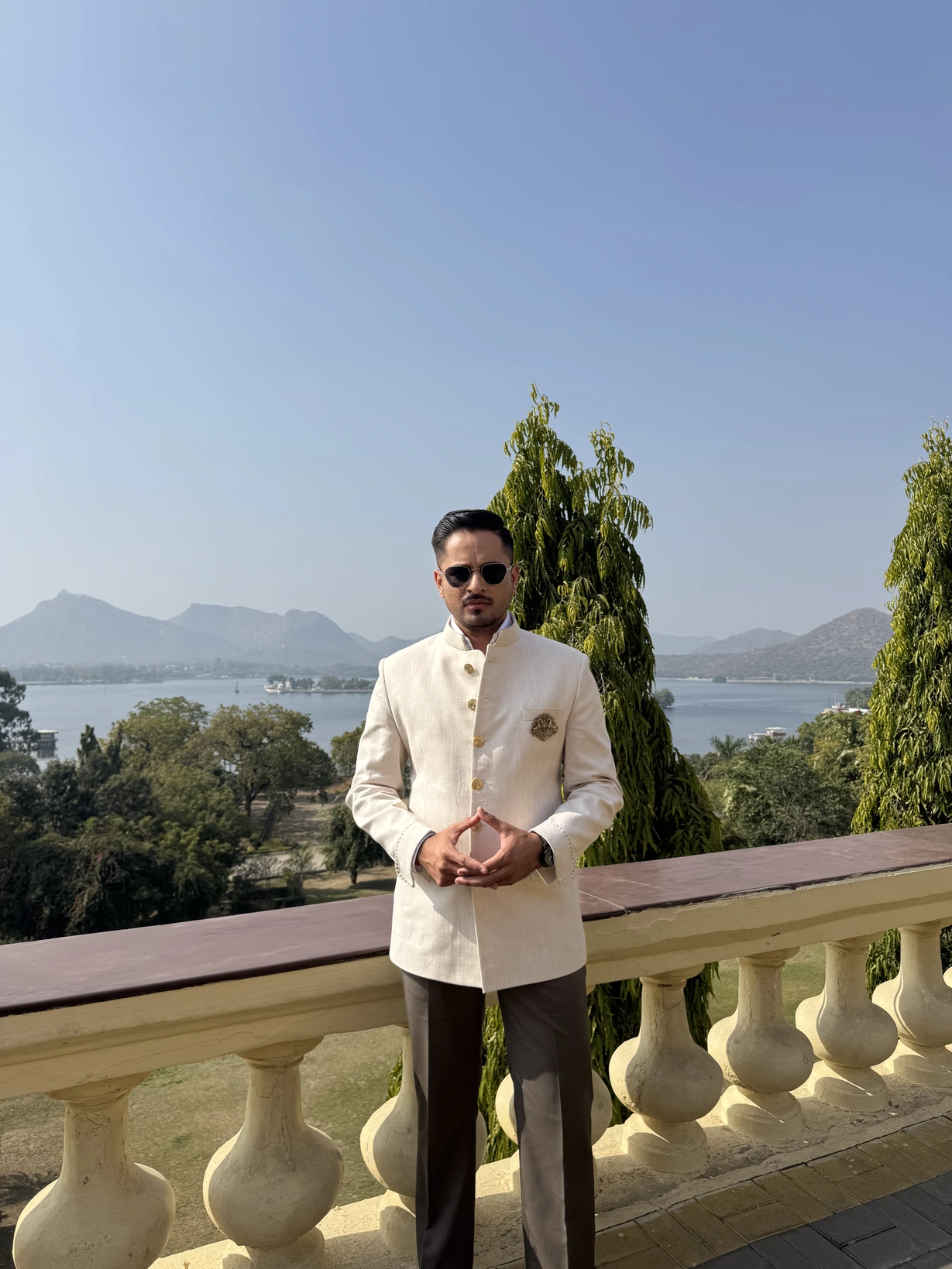 Classic linen bandhgala View 1