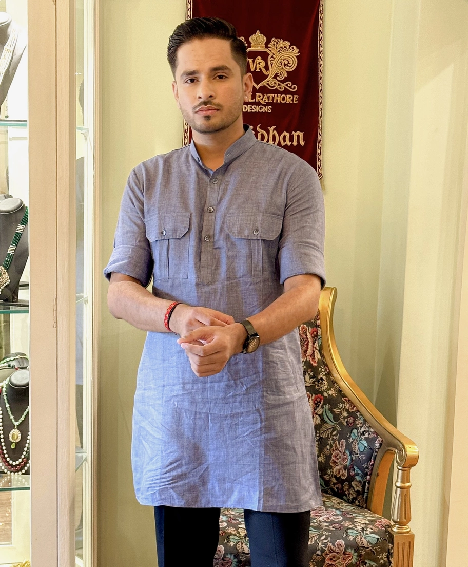 Linen 2 Pocket Kurta Desk 1